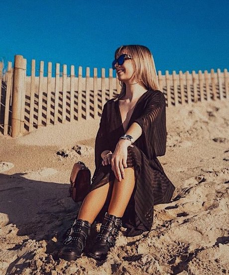 Mariana De Sousa ポルノモデル 写真