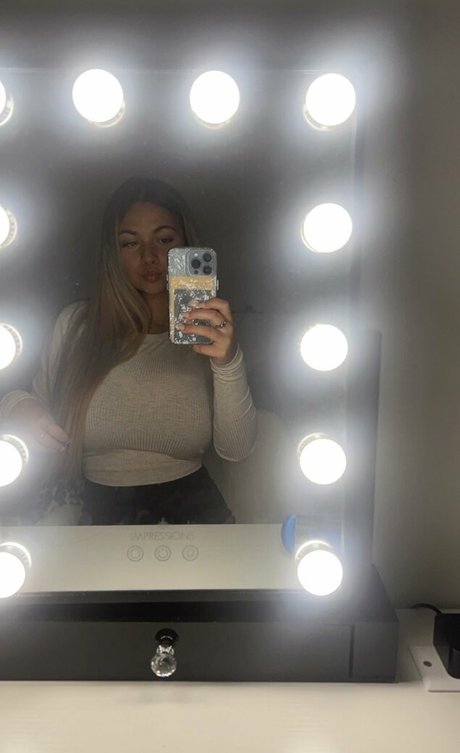 ジムレギンス オンリーファンズ セクシー 写真