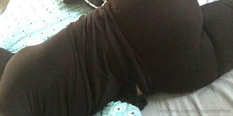babygirlbrdlfree ポルノスター 裸 写真