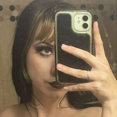 triple6ixbby ホット女優 画像