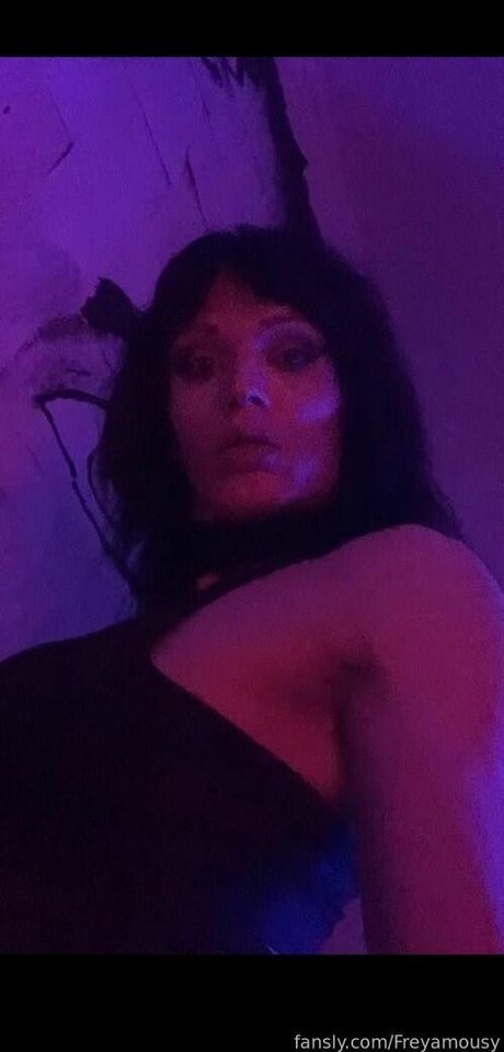 Freyamousy profile image