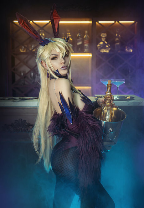 lil g cosplay ポルノスター 写真