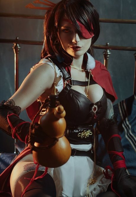 lil g cosplay エロティックなモデル 画像