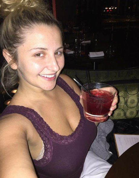 Jackie K ヌードモデル 画像