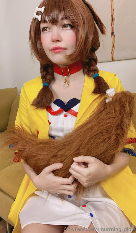 murrning glow ヌードのポルノスター 画像