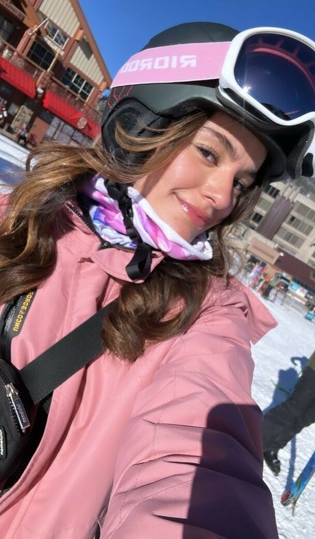 アジアンストッキング オンリーファンズ 無料ヌード 写真