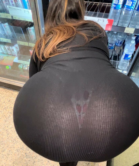 有名なレディボーイオンリーファンズ ヌード 画像