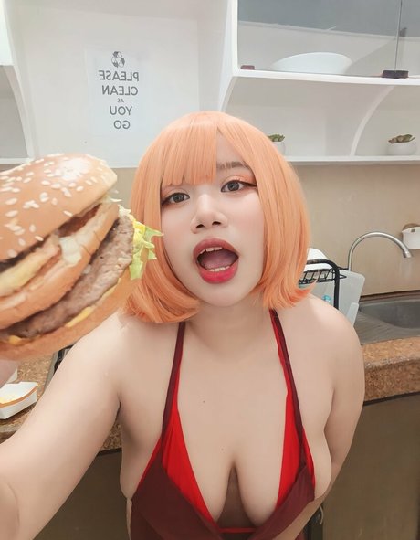Buri Cath 最高のモデル 写真