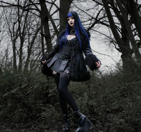 CreepyCassy 限定スター 写真