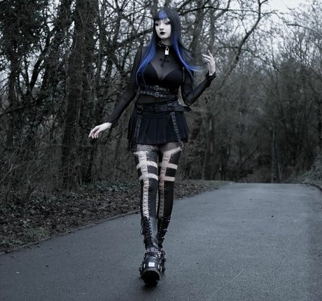 CreepyCassy 完璧なスター 写真