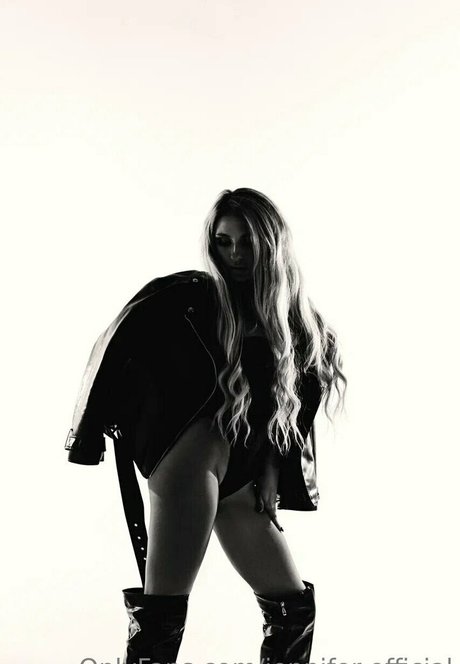 jennifer official セクシー女優 写真