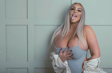 Princess Levi トップモデル 写真