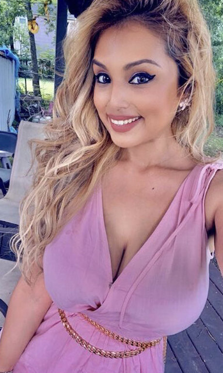 Sekzzibunnie ポルノスター HD アーカイブ