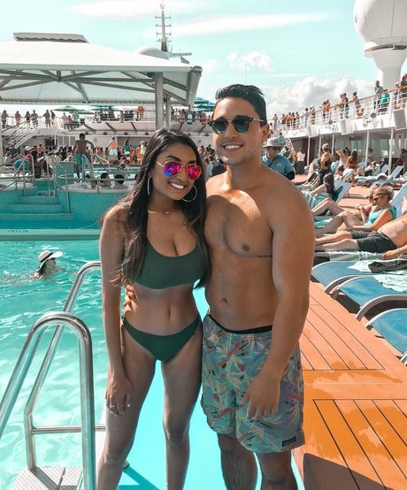 Zia Natasha Lehman xxx女優 画像