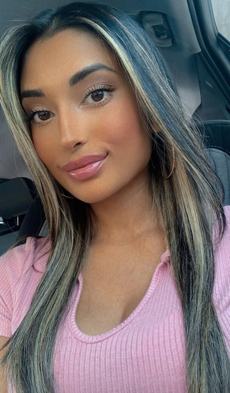 Zia Natasha Lehman ヌード女優 ギャラリー