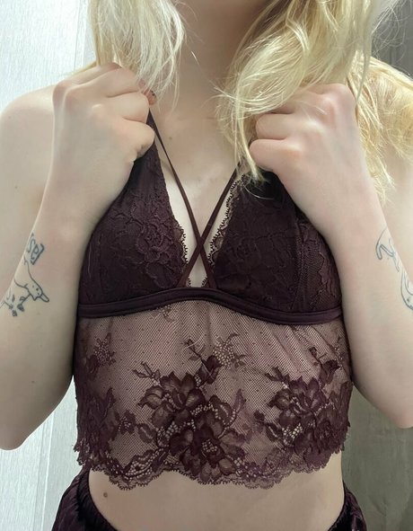 tatsandtunez 高品質のスター ギャラリー