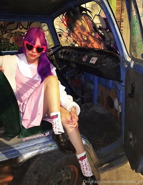 melodymew gif 最高のモデル 写真