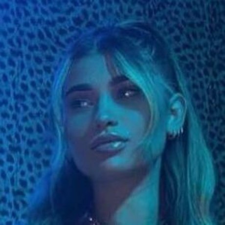 18歳のティーン限定ファン xxx ギャラリー