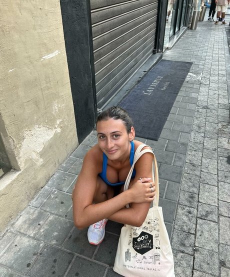 Tatiana Schwartz xxxスター 写真