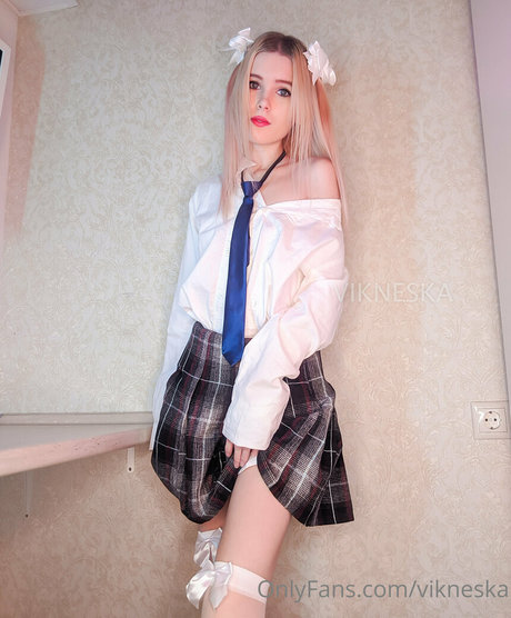 Vikneska ポルノスター ホット 画像
