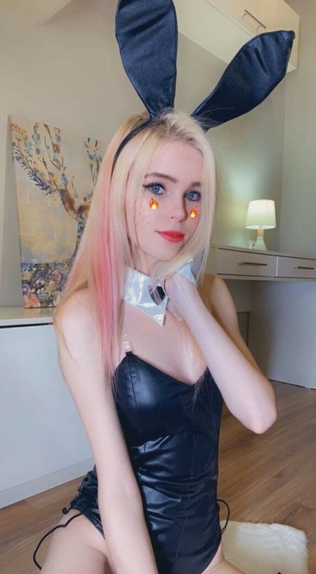 Vikneska セックスポルノスター 写真