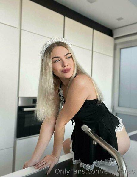 ellie miss エロティックなポルノスター 写真