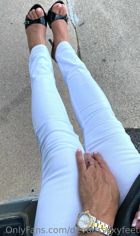 ビーチセックスオンリーファンズ アダルト 写真