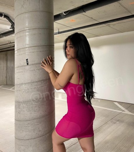 Ngan Nguyen ポルノモデル 写真