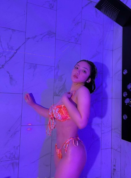 Ngan Nguyen top profile image