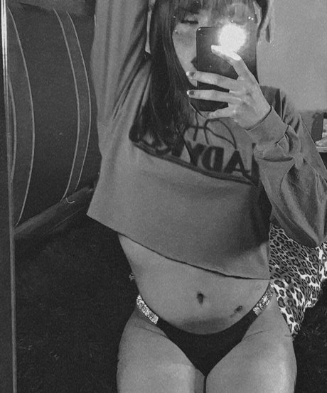 Lilith Moreno 美しいモデル アーカイブ