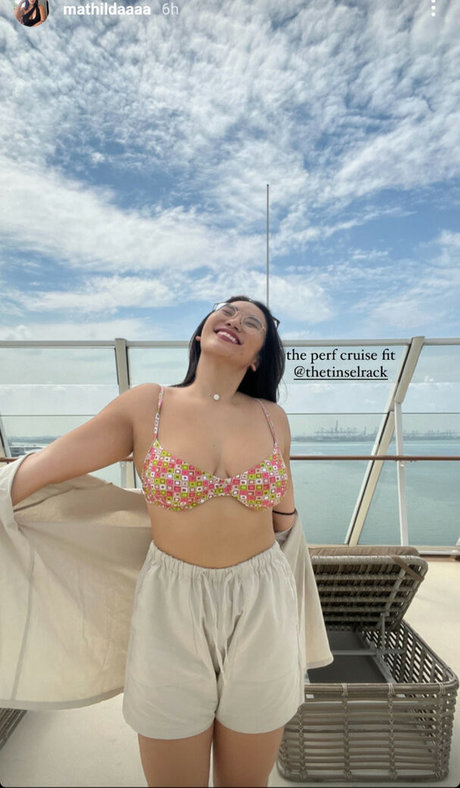 手コキ 主観視点 オンリーファンズ 美しいポルノ 画像