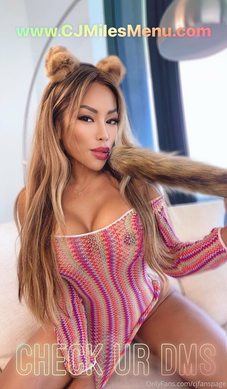寝取られ妻オンリーファンズ セクシー 写真