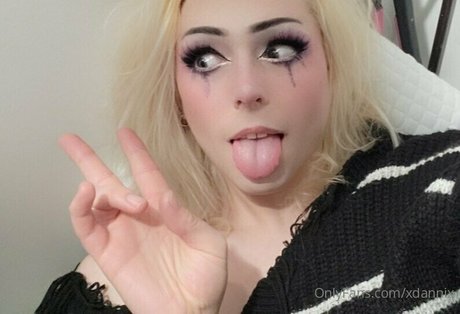 背の高い熟女オンリーファンズ 無料裸 アーカイブ