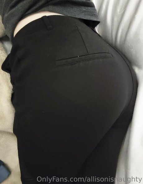 allisonisnaughty ホットモデル 写真