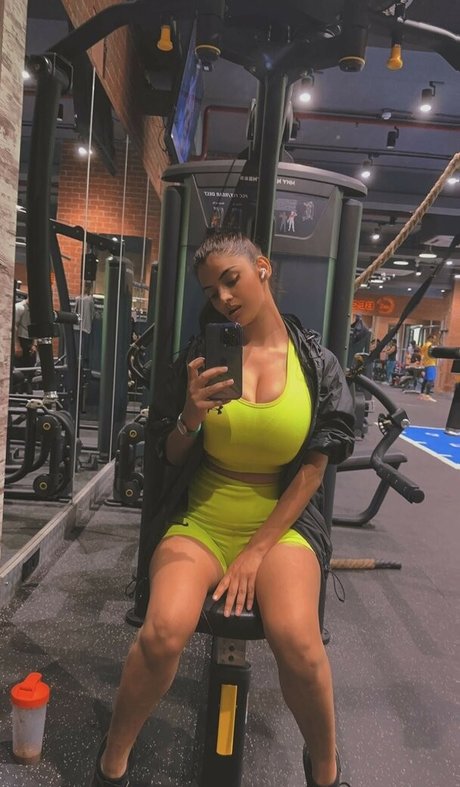 Anveshi Jain 裸の女優 アーカイブ