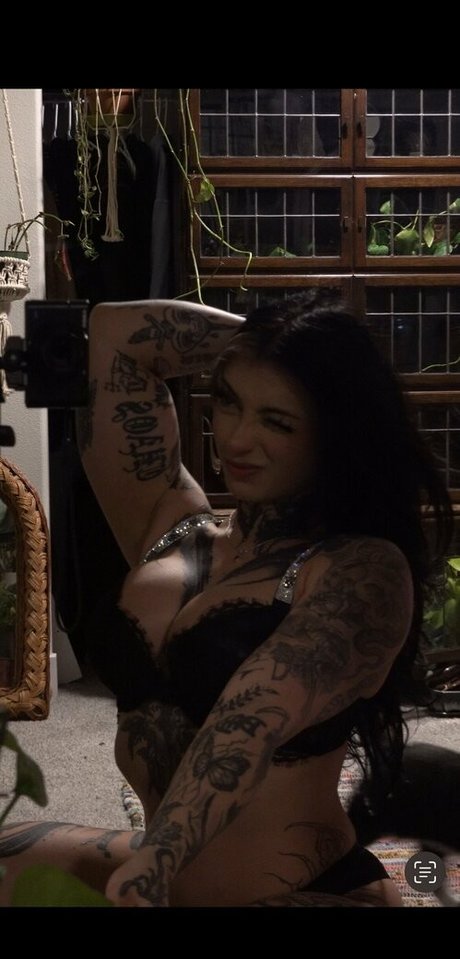 sinnersafina 可愛いモデル 写真