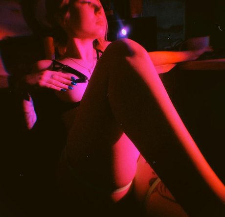 大学のオンリーファンズ アートxxx 画像