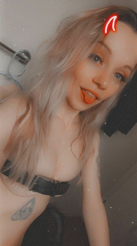 巨乳ディープスロートオンリーファンズ ヌード 画像