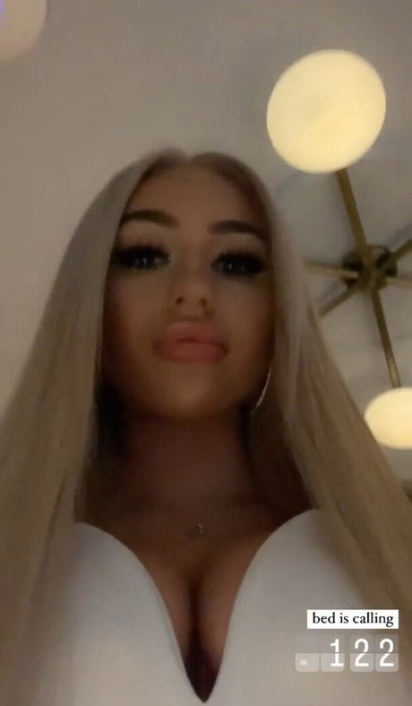 フェイシャルオンリーファンズ ポルノ 画像