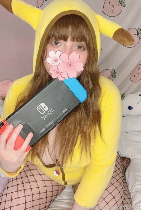bigtittymothgf スター ヌード 画像