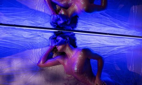 katabrutata エロティック女優 写真
