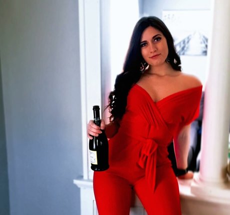 Amber Skyy 美しいモデル 画像