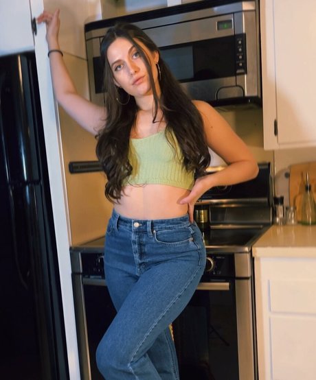 Amber Skyy 独占ポルノスター 写真