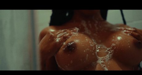 ラテン系フェラチオオンリーファンズ ホット裸 写真