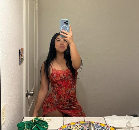 claudiaax0 美しいポルノスター 写真