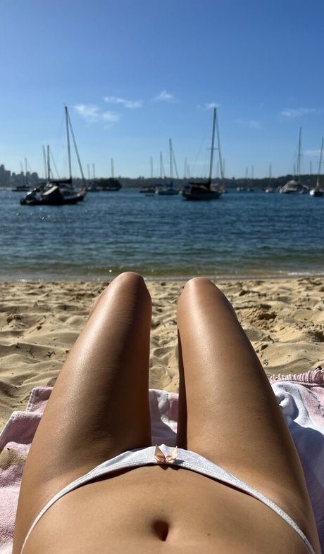 Inas Elashiry ポルノスター 写真