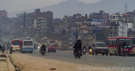 巻き毛のティーンズオンリーファンズ ホット裸 画像