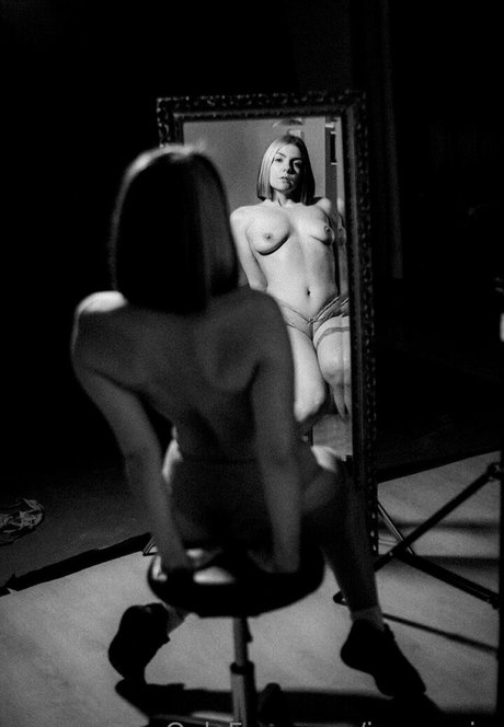 irenenoirr トップモデル 写真