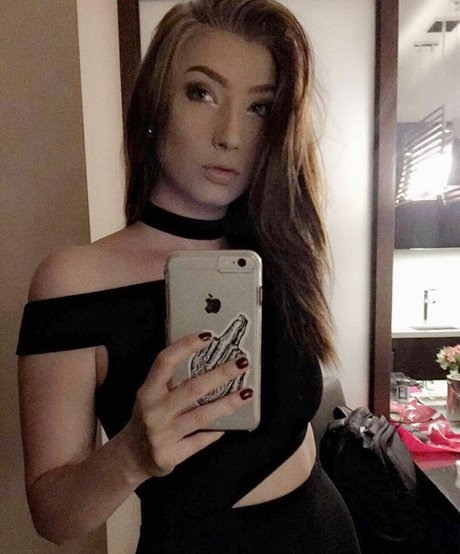 Taylor Kristine ホットなモデル 写真