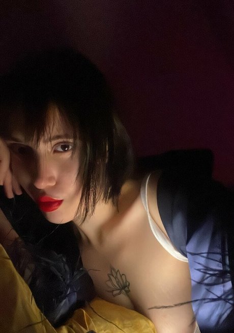 Nururkmz 完璧なスター 写真